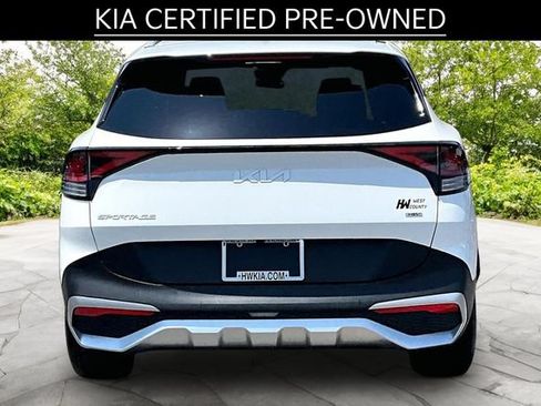 Certified 2024 Kia Sportage EX AWD/4WD image 4