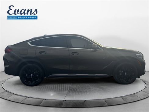 Certified 2022 BMW X6 xDrive40i w/ Premium Package image 6