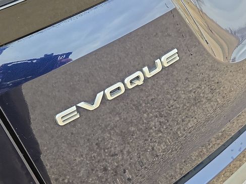 Used 2021 Land Rover Range Rover Evoque S AWD/4WD image 12