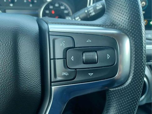 Used 2025 Chevrolet Blazer AWD LT w/ 2LT w/ Convenience Package image 19