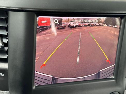 Used 2024 RAM 3500 Tradesman w/ Chrome Appearance Group image 18