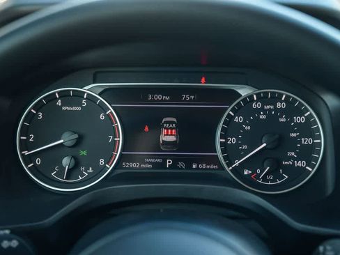 Used 2024 Nissan Rogue S image 23