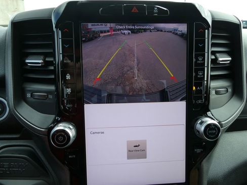 Used 2025 RAM 3500 Tradesman image 28