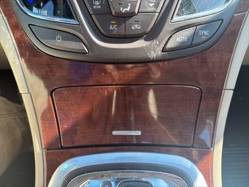 Used 2016 Buick Regal FWD image 26