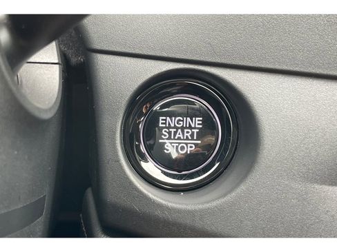 Certified 2025 Honda Accord SE image 32