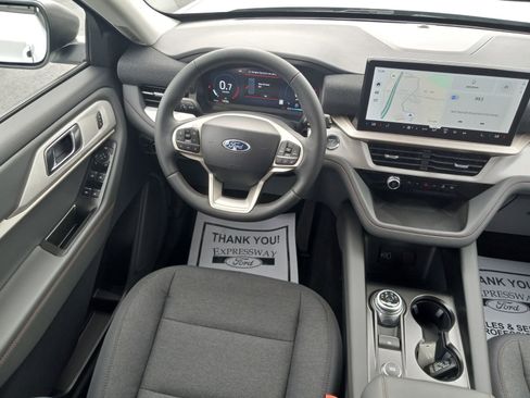 New 2026 Ford Explorer Active image 16