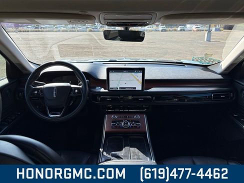 Used 2022 Lincoln Aviator Reserve w/ Equipment Group 201A image 28