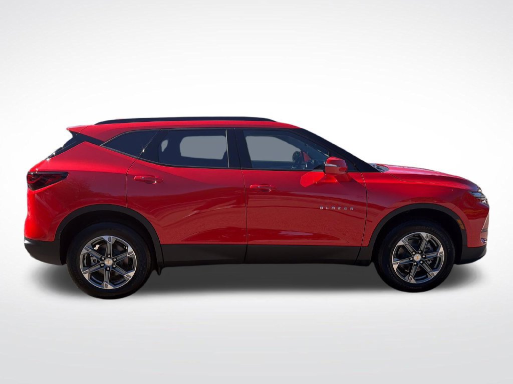 New 2026 Chevrolet Blazer LT AWD/4WD image 7