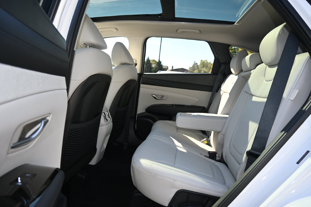 New 2026 Hyundai Tucson Limited AWD/4WD image 12