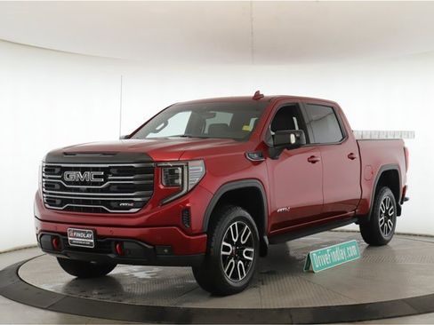 Used 2022 GMC Sierra 1500 AT4 w/ AT4 Premium Package image 10