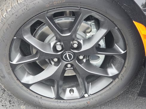 New 2026 Chrysler Pacifica Limited w/ S Appearance Package image 12