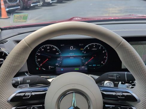 Used 2023 Mercedes-Benz E 450 Cabriolet image 28