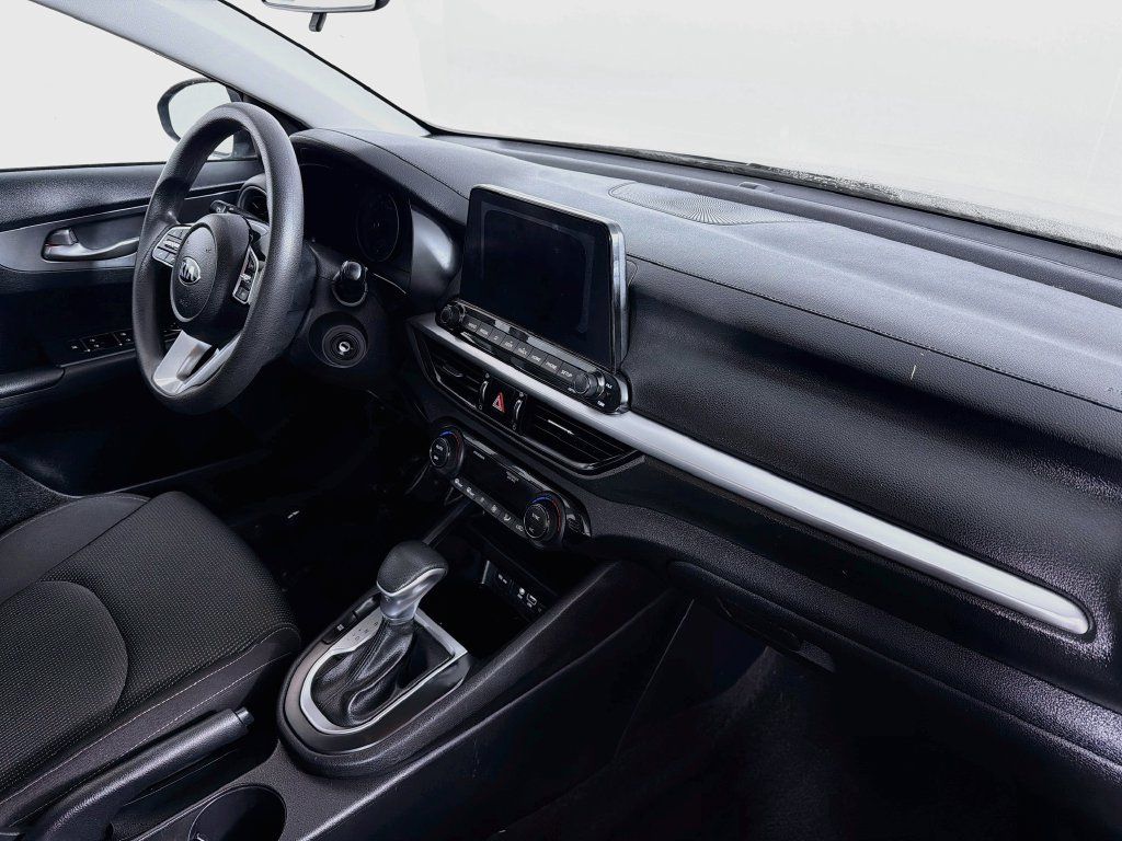 Used 2019 Kia Forte LXS FWD image 26