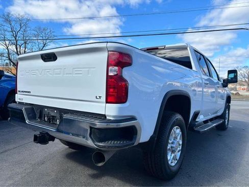 Used 2025 Chevrolet Silverado 2500 LT AWD/4WD image 9