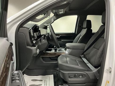 New 2026 GMC Sierra 1500 Elevation w/ Elevation Premium Package AWD/4WD image 8
