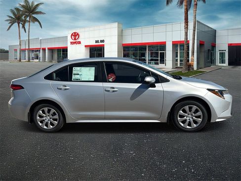 New 2026 Toyota Corolla LE image 2