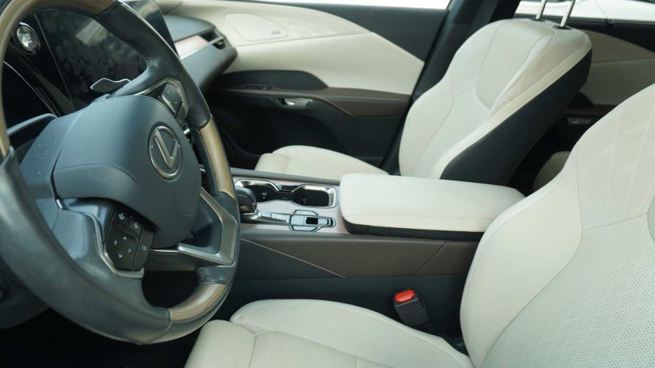 Used 2023 Lexus RX 350 FWD w/ Accessory Package (Z1) image 8