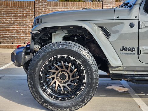 Used 2020 Jeep Wrangler Unlimited Sport image 10