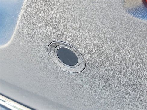 New 2026 Volvo XC40 B5 Ultra w/ Protection Package Premier image 9