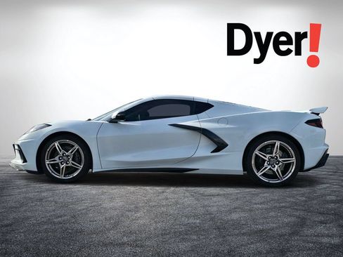 Used 2025 Chevrolet Corvette Stingray Coupe w/ Z51 Performance Package RWD image 7