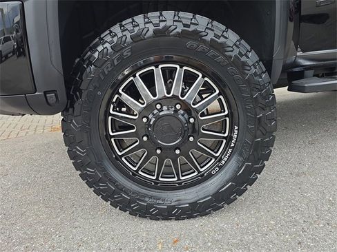 Certified 2026 GMC Sierra 3500 Denali w/ Denali Reserve Package image 31