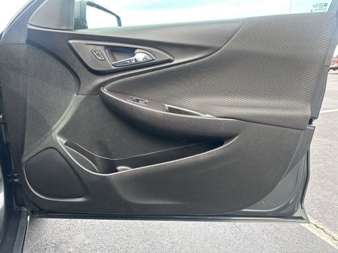 Used 2018 Chevrolet Malibu LS image 10