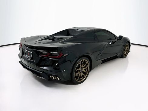 Used 2025 Chevrolet Corvette Stingray Preferred Conv w/ Z51 Performance Package RWD image 8