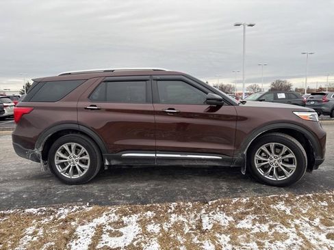 Used 2020 Ford Explorer Limited image 10