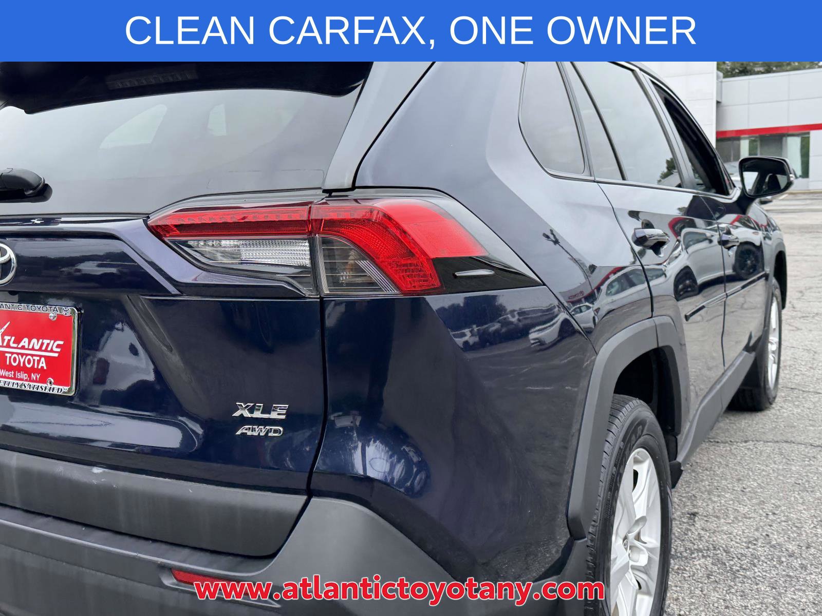 Used 2021 Toyota RAV4 XLE AWD/4WD image 12