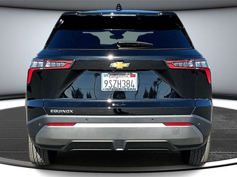 Used 2025 Chevrolet Equinox LT image 5