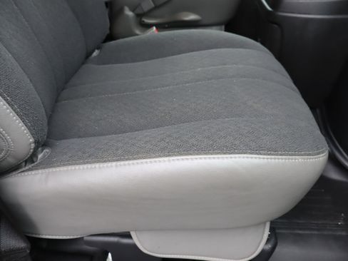 Used 2024 GMC Savana 2500 w/ Driver Convenience Package image 33