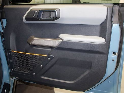 Used 2022 Ford Bronco Badlands w/ Sasquatch Package image 18