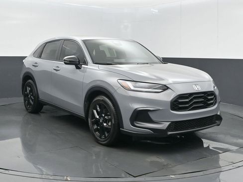 Certified 2025 Honda HR-V Sport image 2