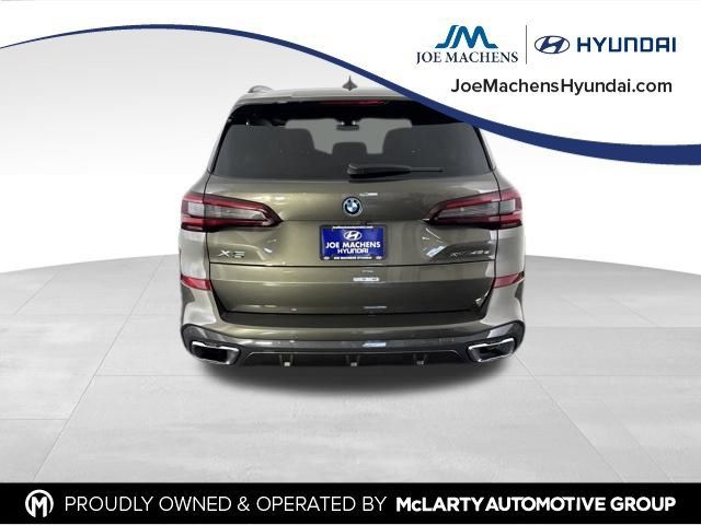 Used 2022 BMW X5 xDrive45e w/ M Sport Package AWD/4WD image 7