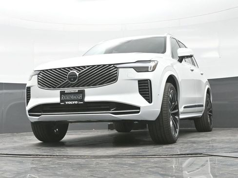 New 2026 Volvo XC90 B6 Plus w/ Protection Package image 27