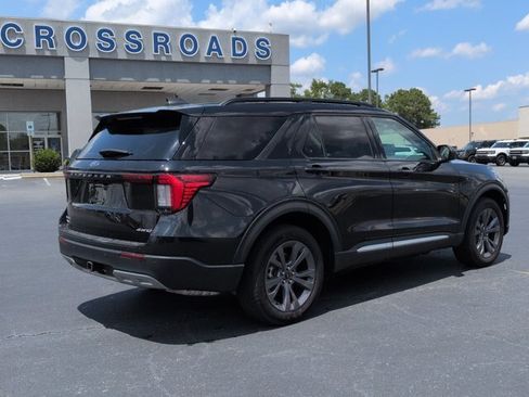 Certified 2025 Ford Explorer Active w/ Active Comfort Package AWD/4WD image 4