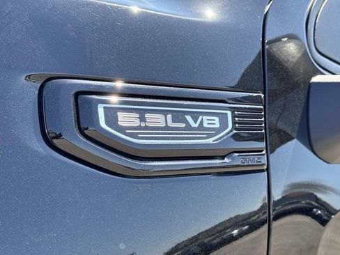 New 2026 GMC Sierra 1500 Elevation w/ Elevation Premium Package AWD/4WD image 12
