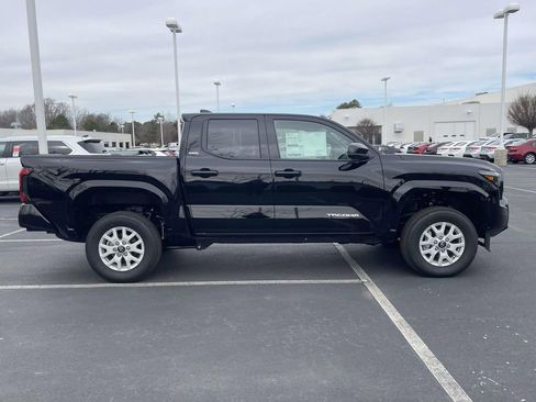 New 2026 Toyota Tacoma SR5 image 13