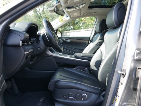 Certified 2023 Genesis GV80 2.5T w/ Prestige Package image 12