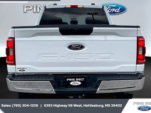 Used 2021 Ford F150 XLT image 4