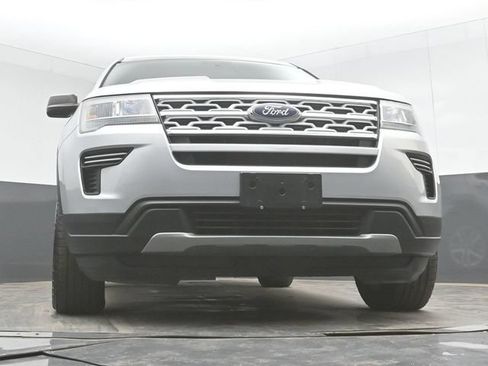 Used 2019 Ford Explorer XLT AWD/4WD image 43