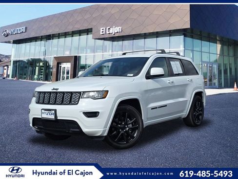 Used 2019 Jeep Grand Cherokee Altitude RWD image 1