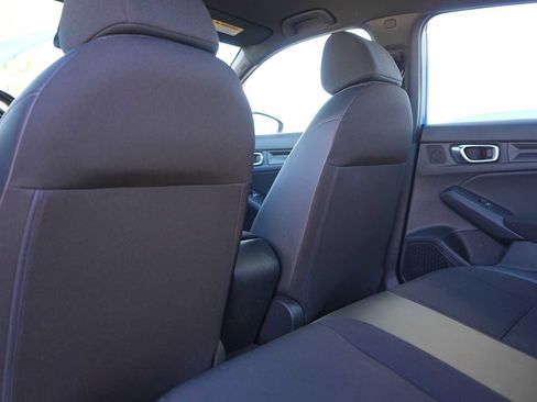 Used 2023 Honda Civic Sport image 13