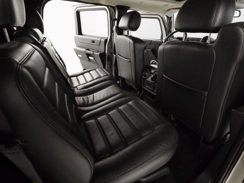 Used 2006 HUMMER H2 image 9