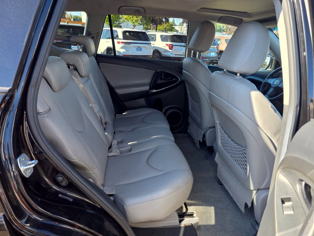 Used 2011 Toyota RAV4 Limited w/ Limited Extra Value Pkg AWD/4WD image 25