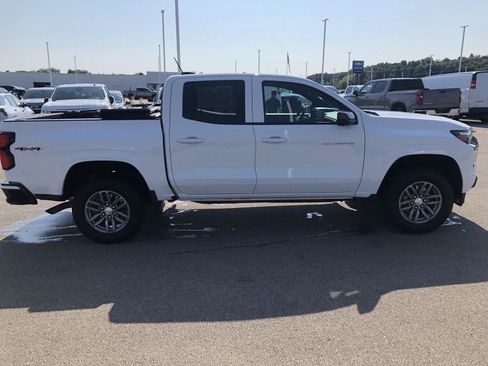 Used 2026 Chevrolet Colorado LT w/ LT Convenience Package AWD/4WD image 6