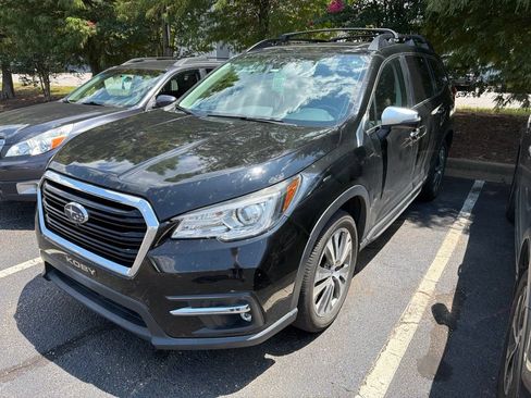 Used 2020 Subaru Ascent Touring w/ Popular Package #3 AWD/4WD image 1