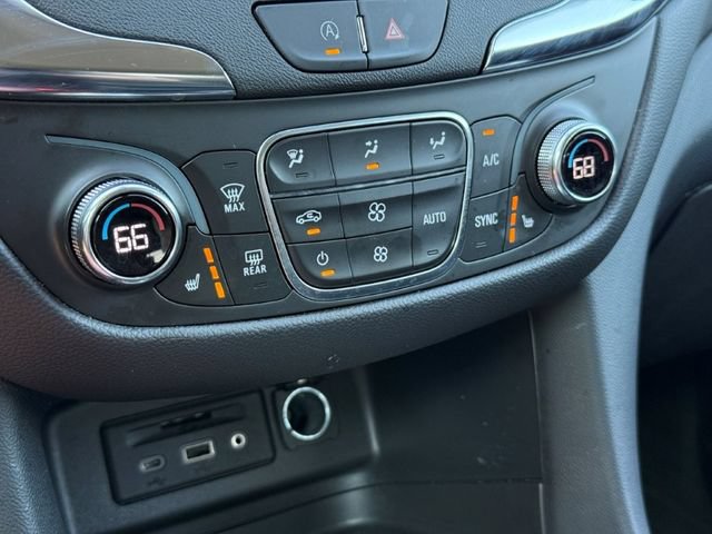 Used 2024 Chevrolet Equinox LT FWD image 27