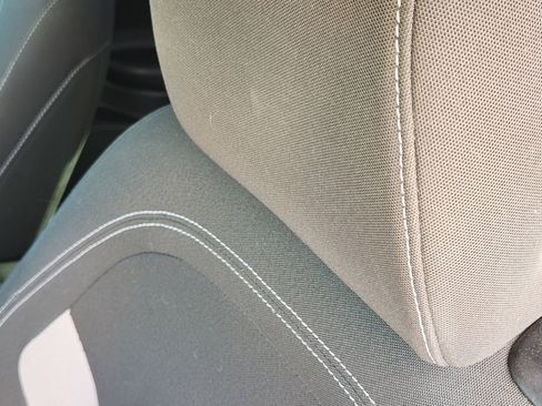 Used 2021 Chevrolet Camaro LT w/ RS Package image 17