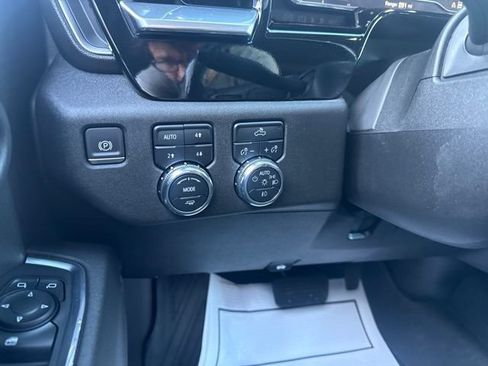 Used 2024 GMC Sierra 2500 SLE w/ SLE Value Package; AWD/4WD image 24